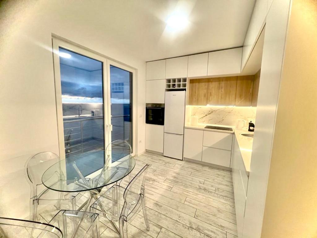 Durres Currila Modern Luxury Stunning Beach Views ภายนอก รูปภาพ