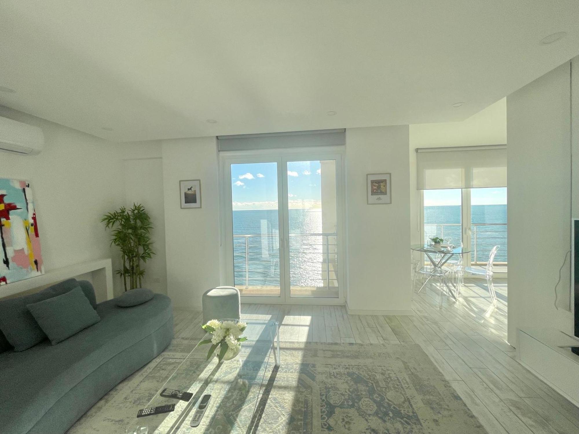 Durres Currila Modern Luxury Stunning Beach Views ภายนอก รูปภาพ